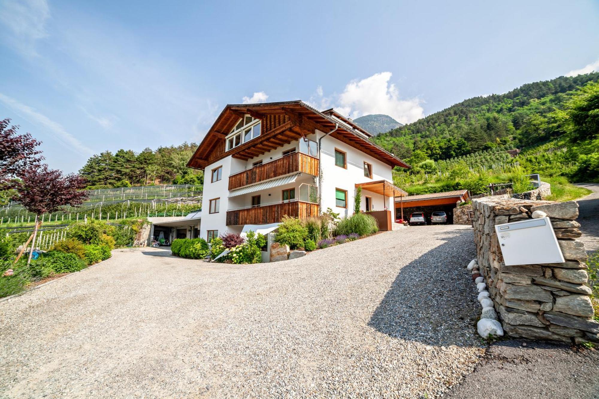 Langstein Wohnung Golden Coldrano Bagian luar foto