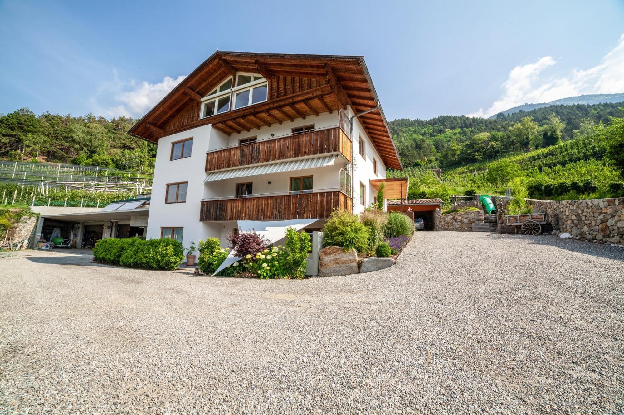 Langstein Wohnung Golden Coldrano Bagian luar foto